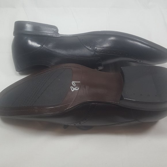M Collection by Michael Strahan Oxford Size 12 M main image 6